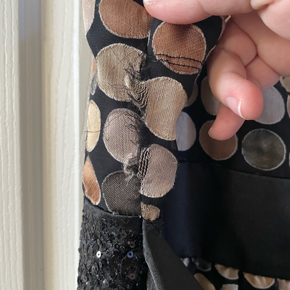 GUC Roulette Dress - Picture 3 of 4